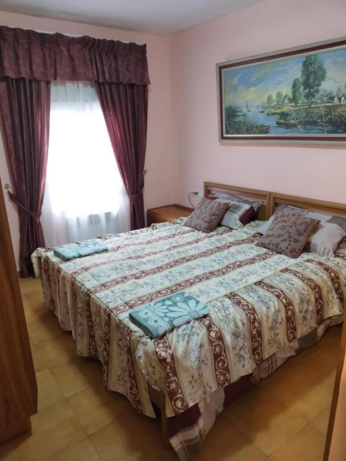 Apartamento Con 3 Dormitorios En El Centro De เดเนีย ภายนอก รูปภาพ