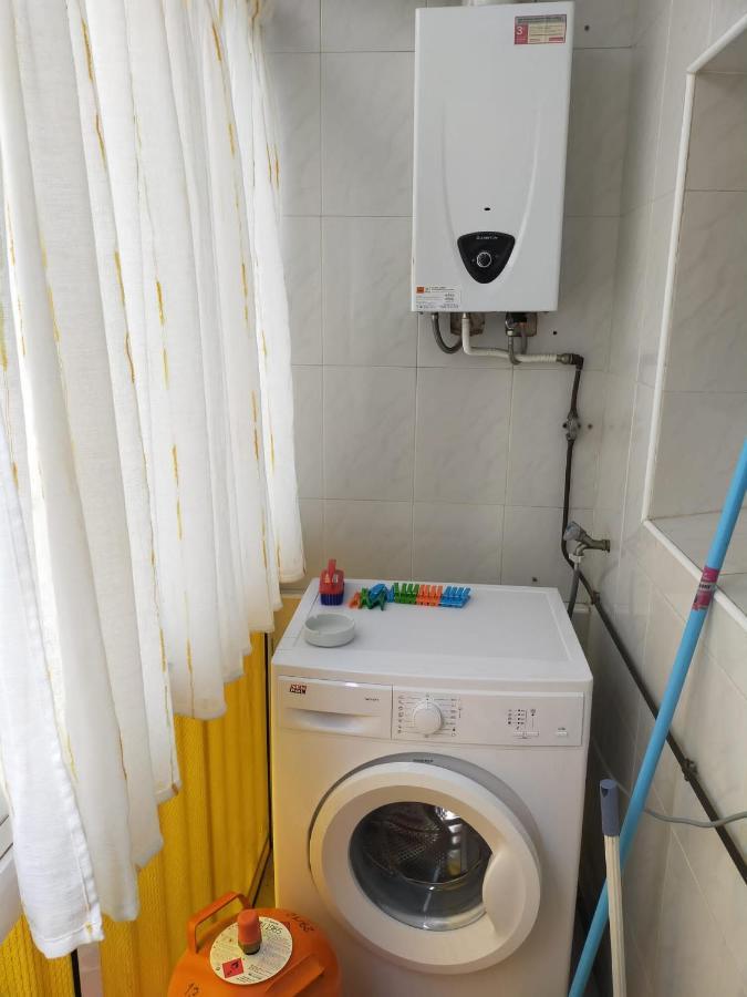 Apartamento Con 3 Dormitorios En El Centro De เดเนีย ภายนอก รูปภาพ