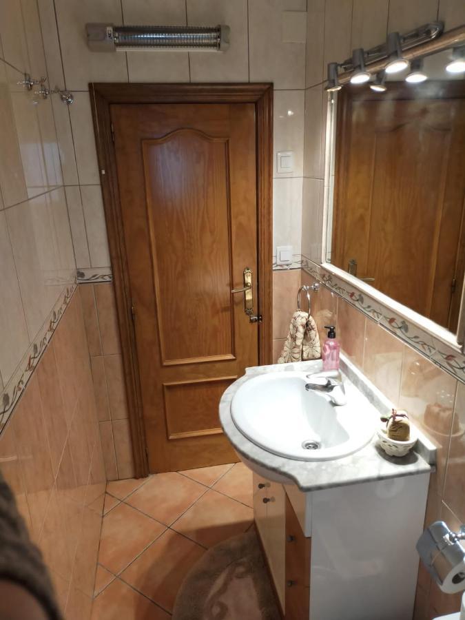 Apartamento Con 3 Dormitorios En El Centro De เดเนีย ภายนอก รูปภาพ